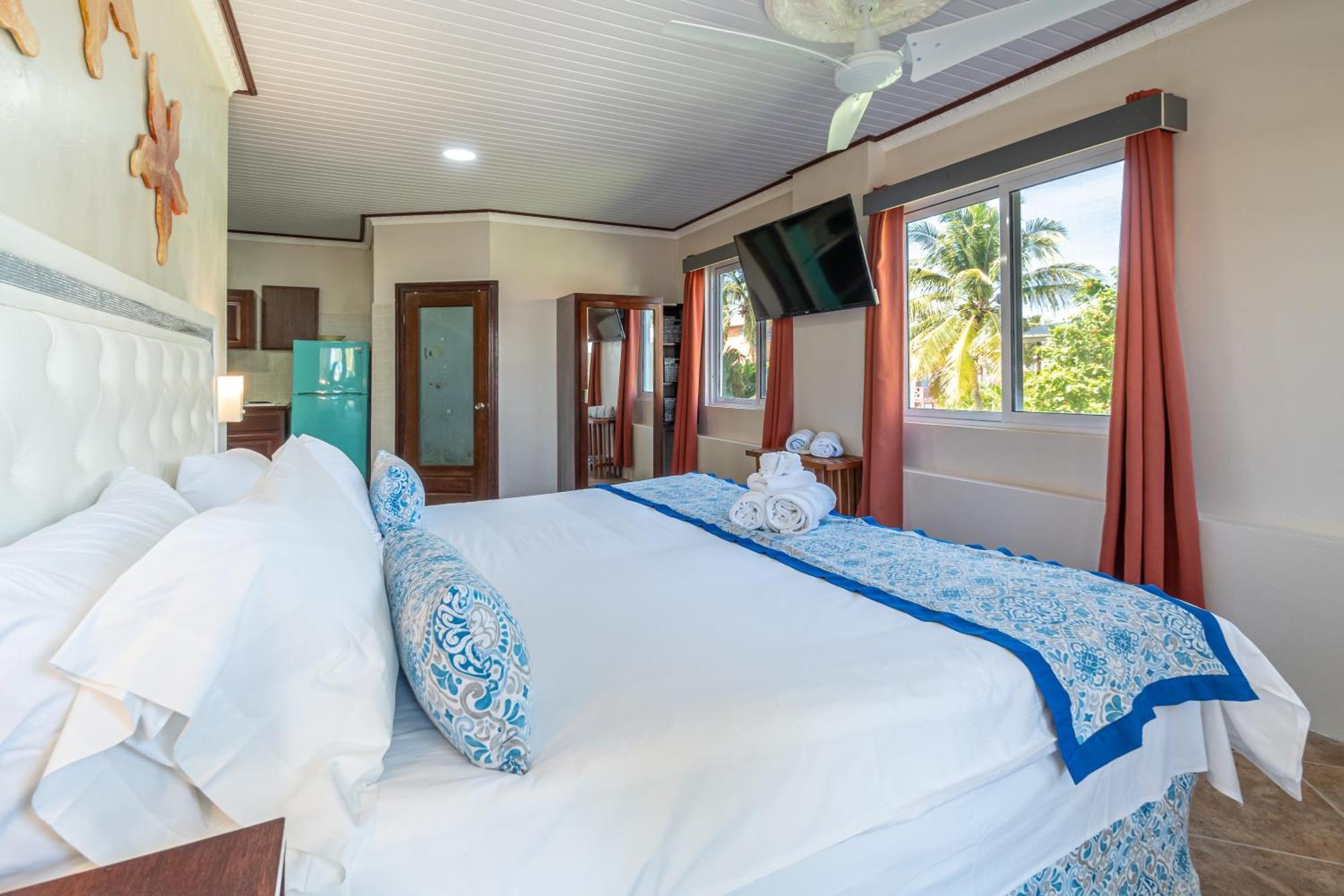 Island Magic Beach Resort Caye Caulker Dış mekan fotoğraf